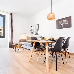 cozy-apartment-close-to-passeig-de-gracia.catalonia-hotels.com/